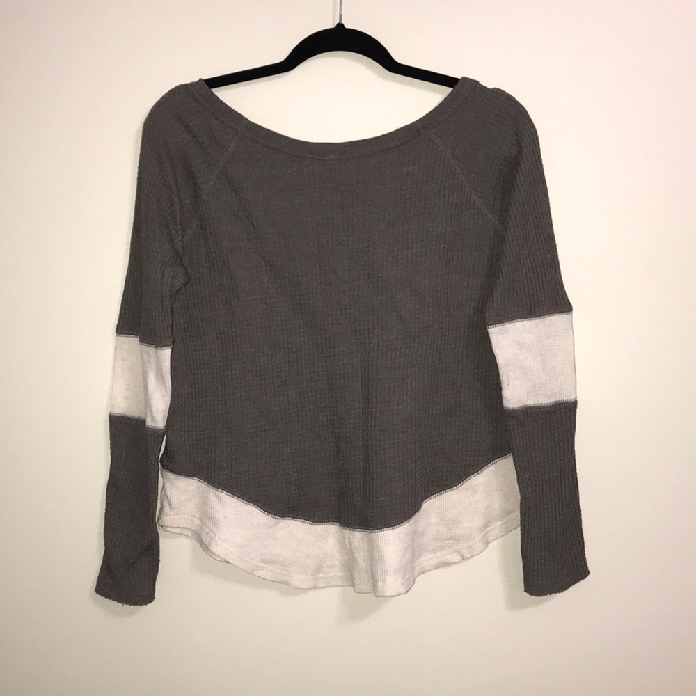Sweater - Picture 2 of 4